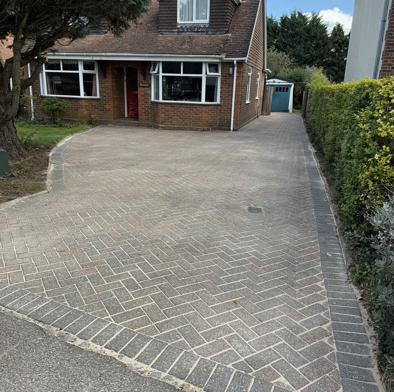 Immaculate block paving surface after professional jet washing cleaning in Hertfordshire by JS Jets